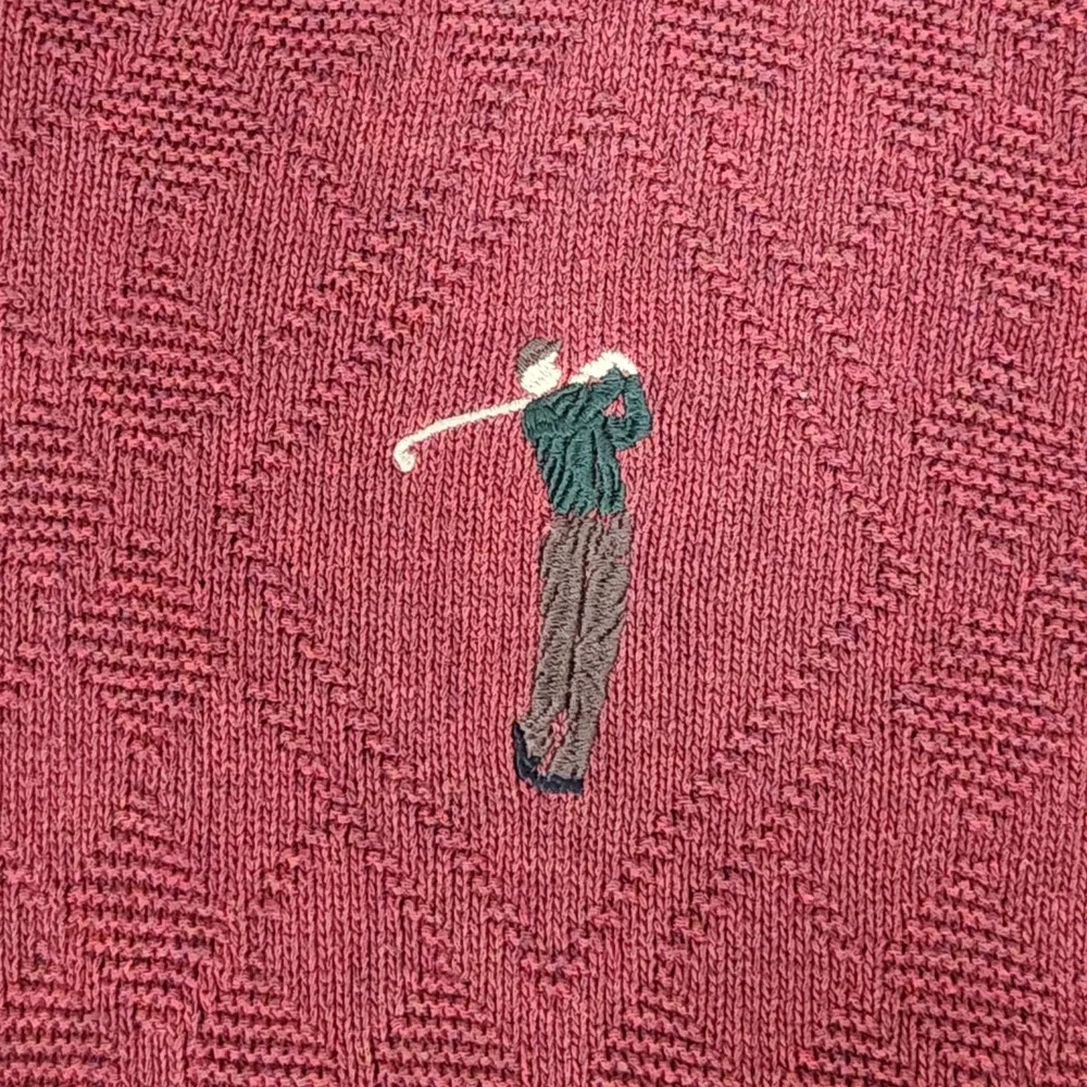 Haggar Tour Mens XL V-Neck Sweater Burgundy Red Diamond Knit Golf Embroidered